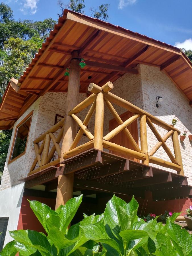 Nas Nuvens Hospedaria Monte Verde Kültér fotó